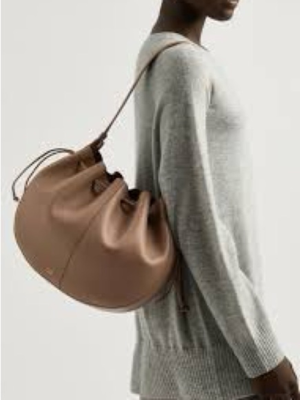 Mansur gavriel flora bag worn a few times